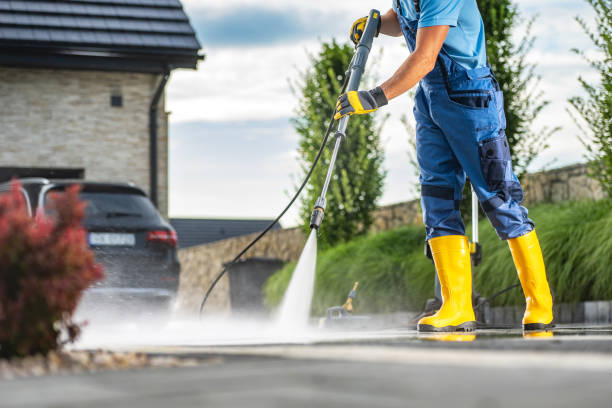 Best Pre-Holiday Cleaning  in Ames, TX